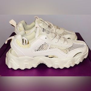 Kids sneaker / Brand New in box!